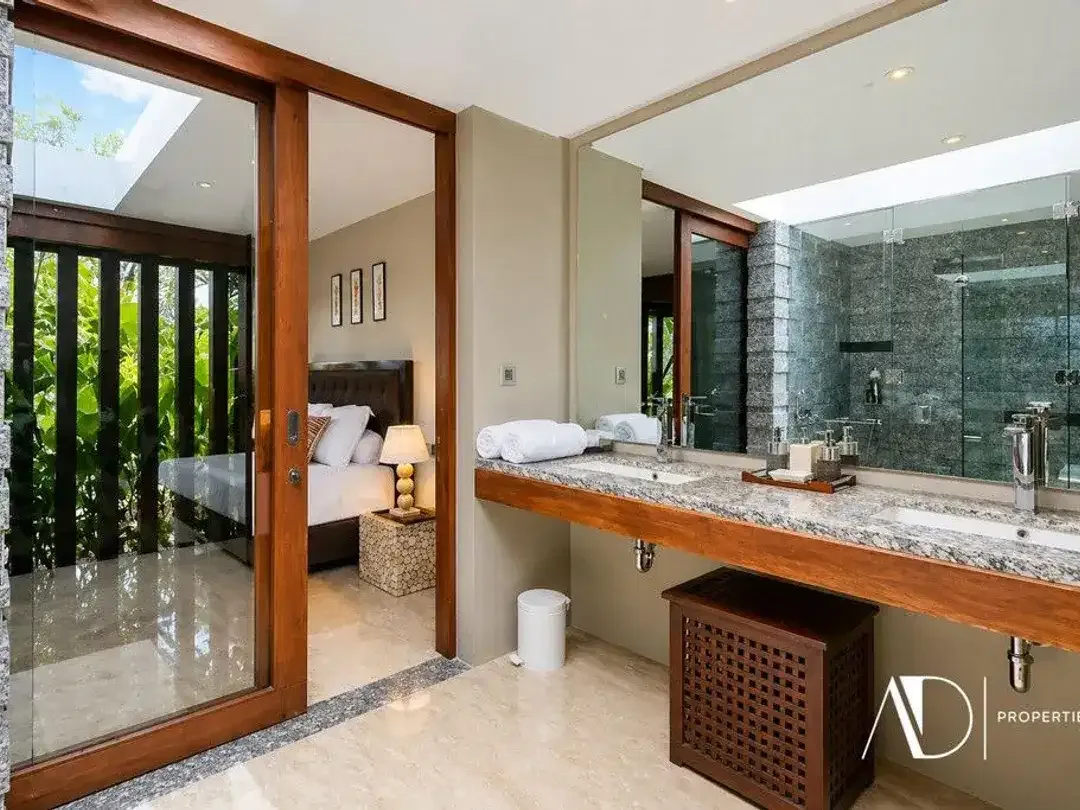 FREEHOLD | SEA VIEW 3-BEDROOM VILLA IN GOA GONG - JIMBARAN - Image 9 of 9