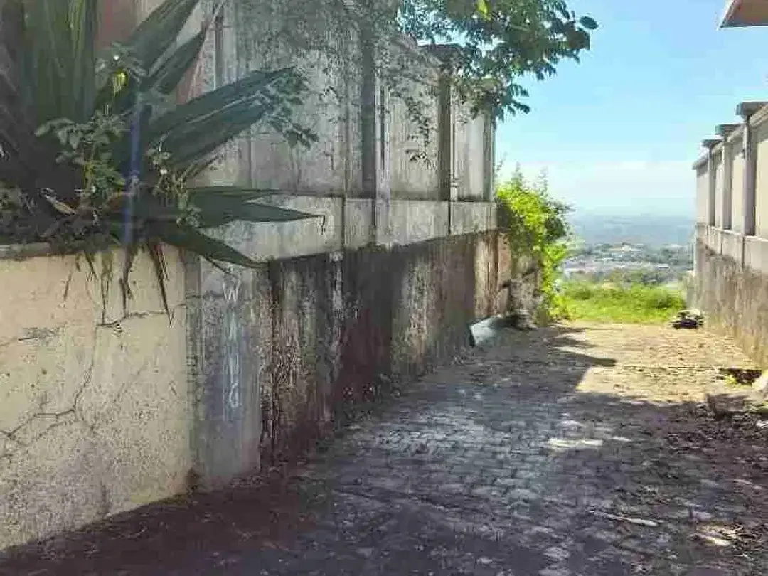 UNBLOCK VIEW LAND
sunisland, jimbaran - south of Kuta, Bali
breathtaking city, sea and harbour view - Image 3 of 10
