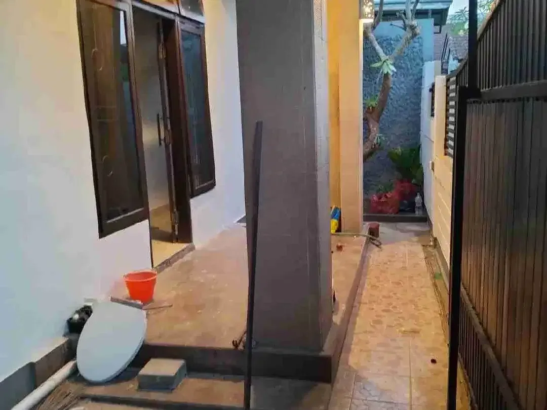 Jual Rumah 1lt Minimalis di Aseman dekat Canggu & Pantai Berawa area Strategis investasi. - Image 2 of 10
