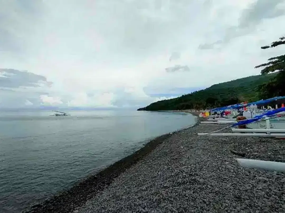 Tanah Beach Front Amed - Image 3 of 10