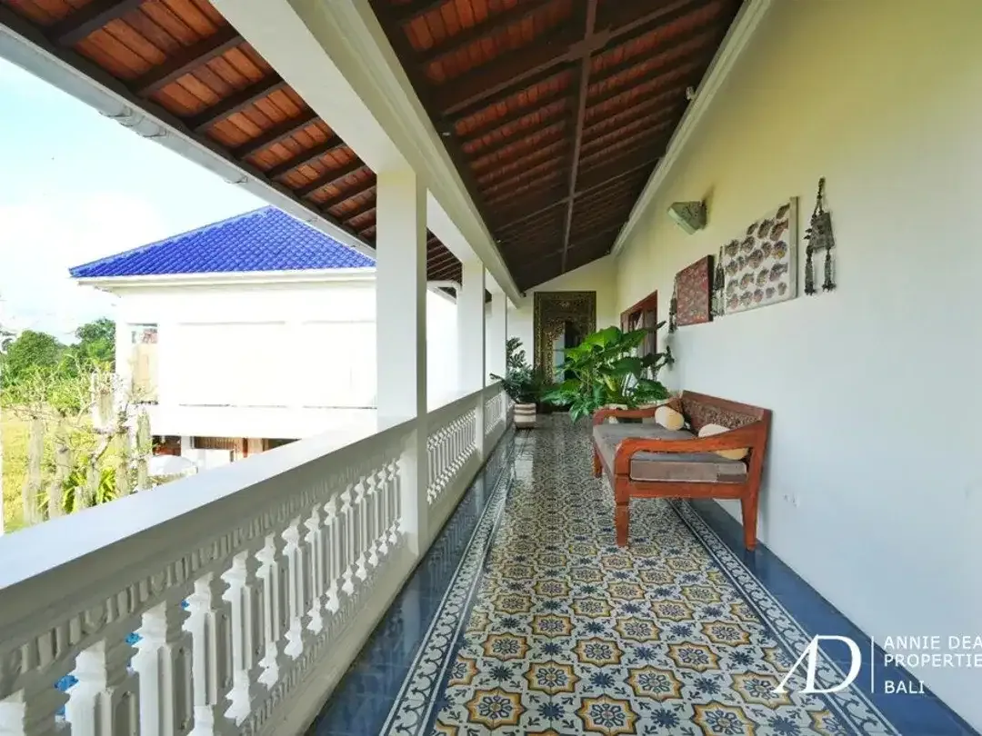 FREEHOLD COLONIAL-STYLE 6-BEDROOM VILLA WITH RICE FIELD VIEW - KABA-KABA - Image 9 of 10