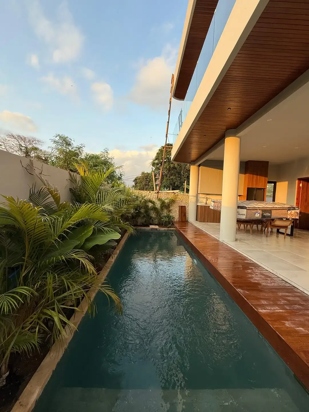 villa baru di munggu seseh canggu, furnish, strategis - Image 1 of 10
