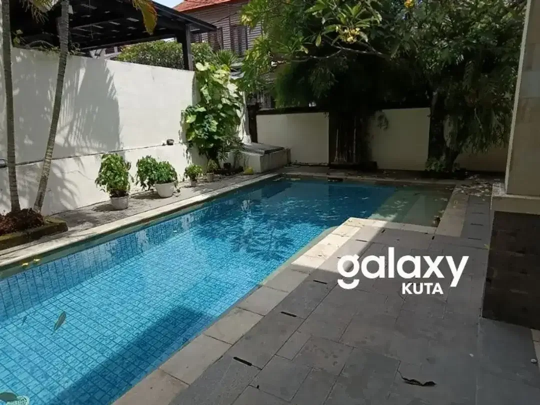 JUAL SEWA VILLA SEMER UMALAS BUMBAK KEROBOKAN BADUNG - Image 2 of 10