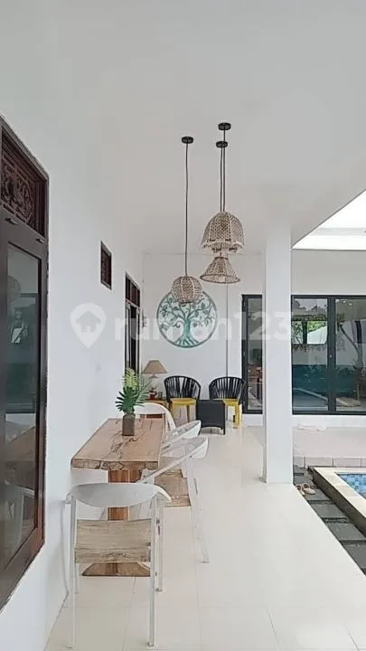Villa Baru Dekat Pantai Seminyak Sekolah International, Kerobokan - Image 3 of 4