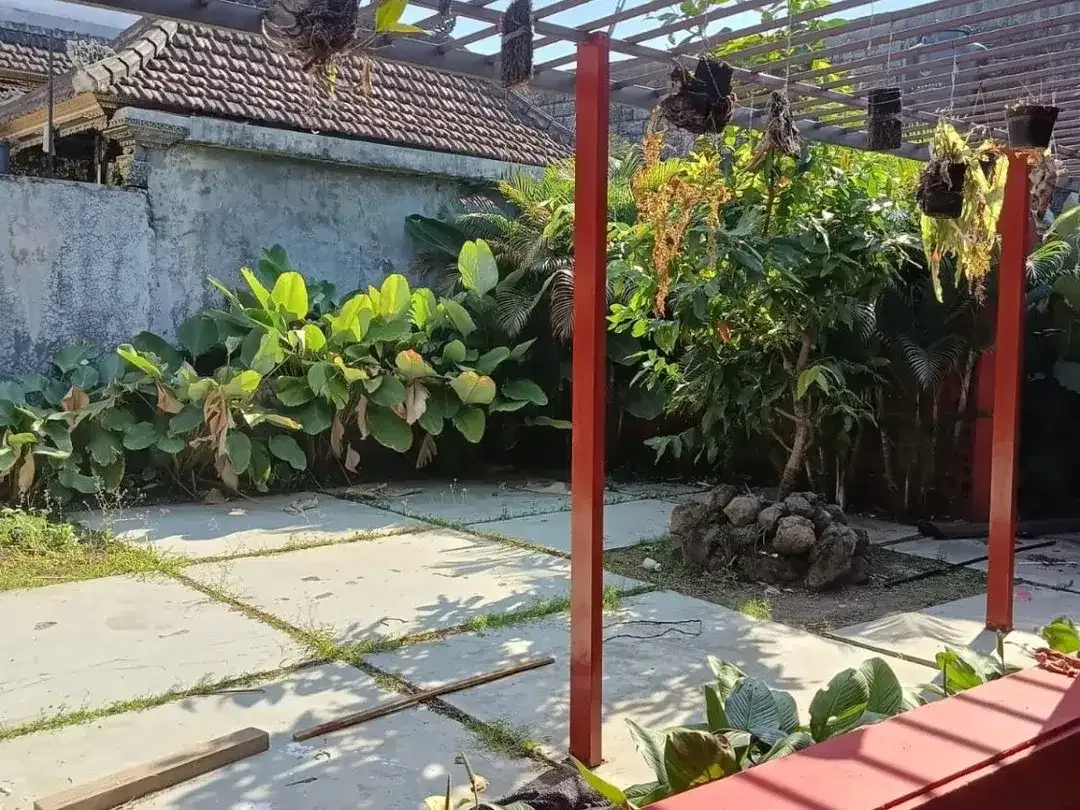 FOR RENT TOKO SERBA GUNA BISA PAKAI KANTOR ATAU CAFE STARTEGIS DI DENPASAR TIMUR - Image 1 of 9
