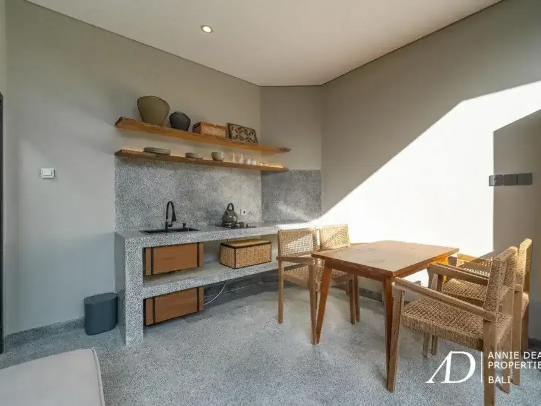 LEASEHOLD SINGLE LEVEL 2-BEDROOM VILLA IN UMALAS - Image 4 of 10