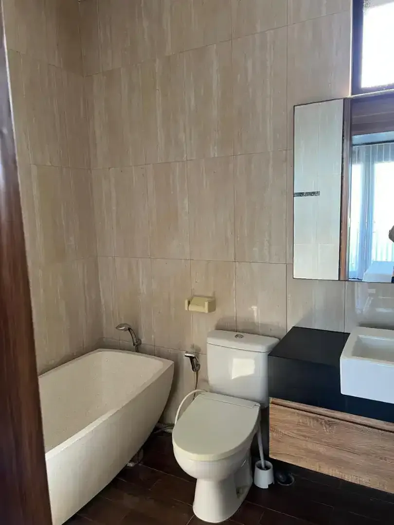 SEWA VILLA PREMIUM 2BR UMALAS FULLY FURNISHED PRIVATE POOL SIAP HUNI - Image 7 of 10