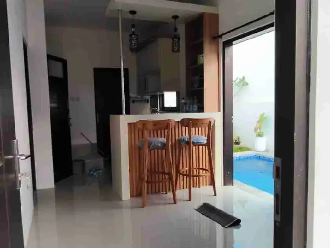 RUMAH SEMI VILLA LANTAI II NUSA DUA WITH POOL 10 MENIT KE PANDAWA BEACH DAN OBJEK WISATA LAINNYA - Image 5 of 10