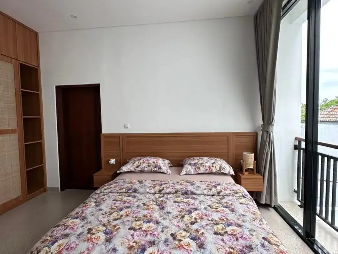 DI SEWAKAN VILLA AREA NUSA DUA BALI FULLY FURNISH - Image 5 of 10