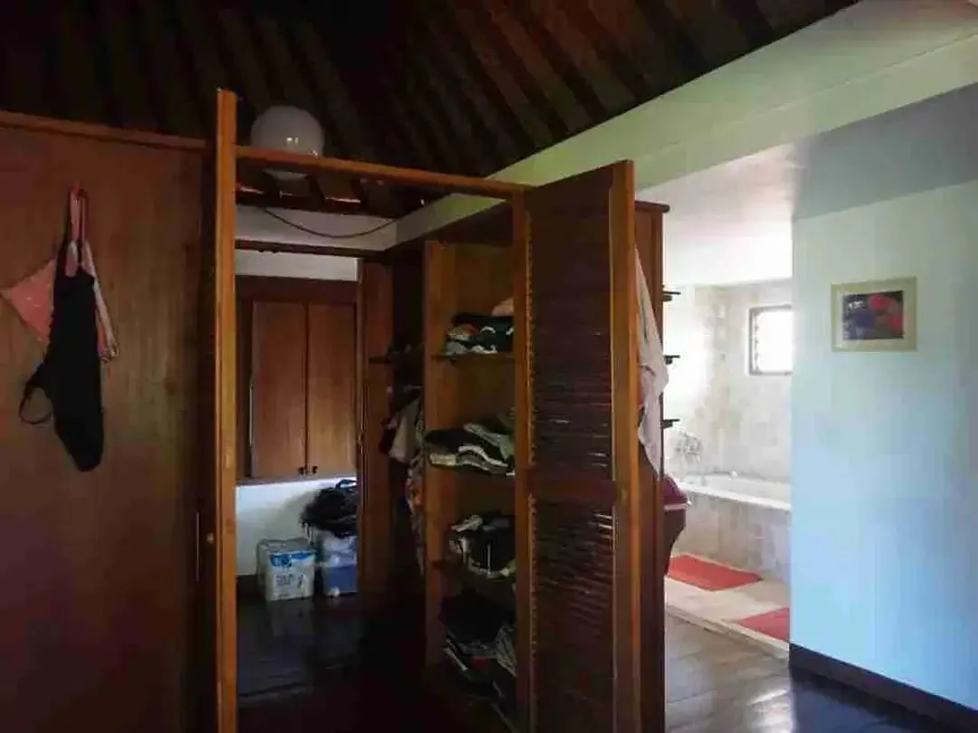 Villa Mewah Gaya Klasik Bali di Sanur, Bisa Jalan Kaki ke Pantai - Image 6 of 10