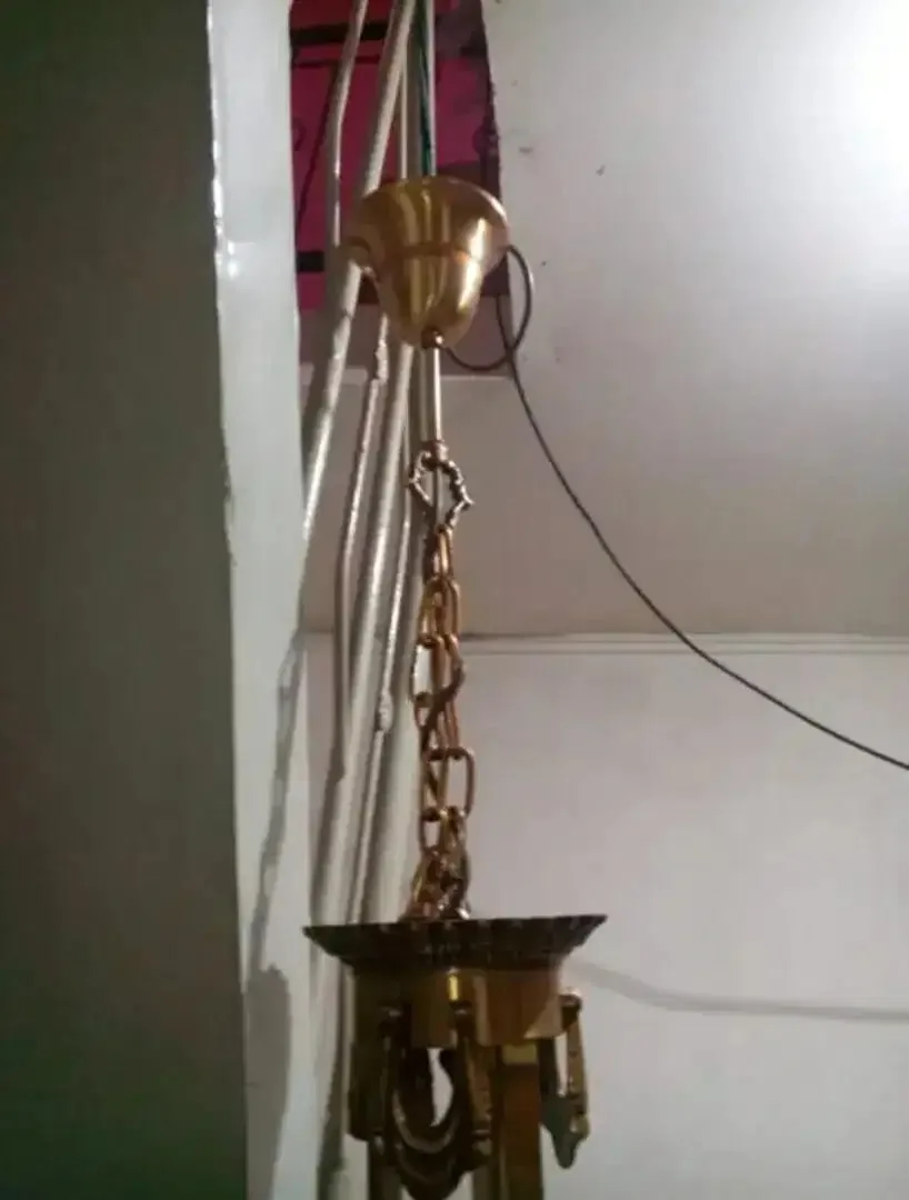 Jual Lampu Gantung Langka Antik,Kondisi Mulus,KUNINGAN,Kaca Tebal - Image 8 of 10