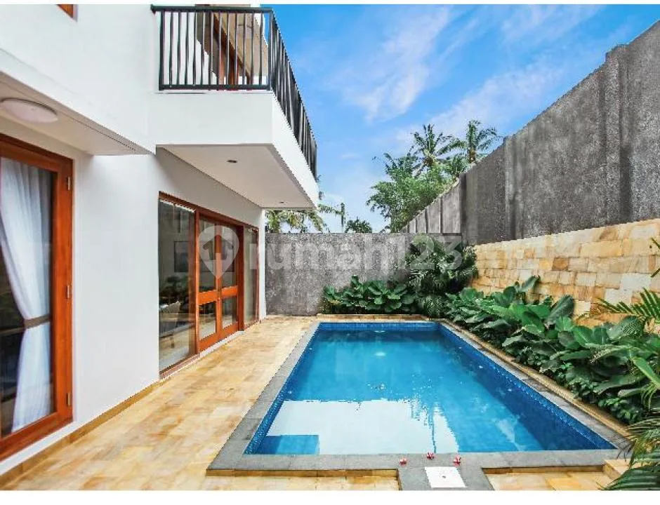 Luxury Vila For Rent 3 Bedroom Rooftop Fully Furnished At Ubud - Image 3 of 4