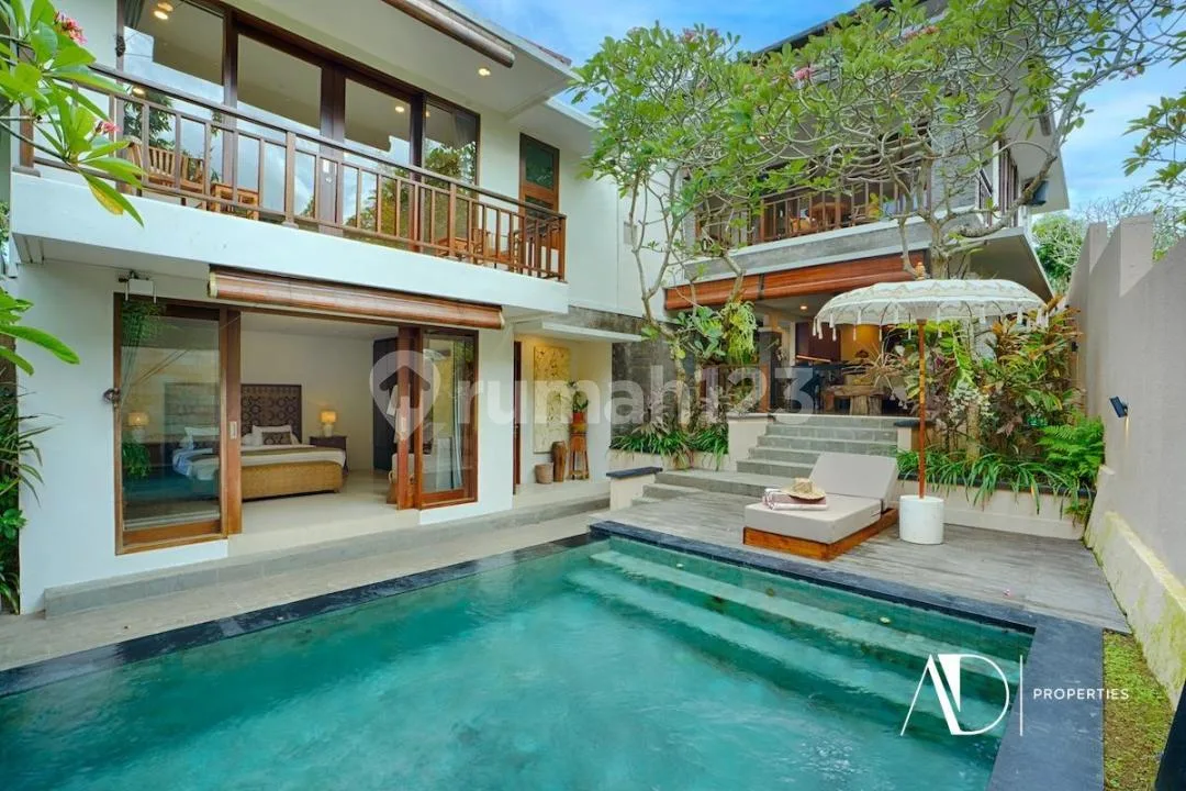 Freehold | Modern Tropical Design Villa In Nyanyi - Image 2 of 4