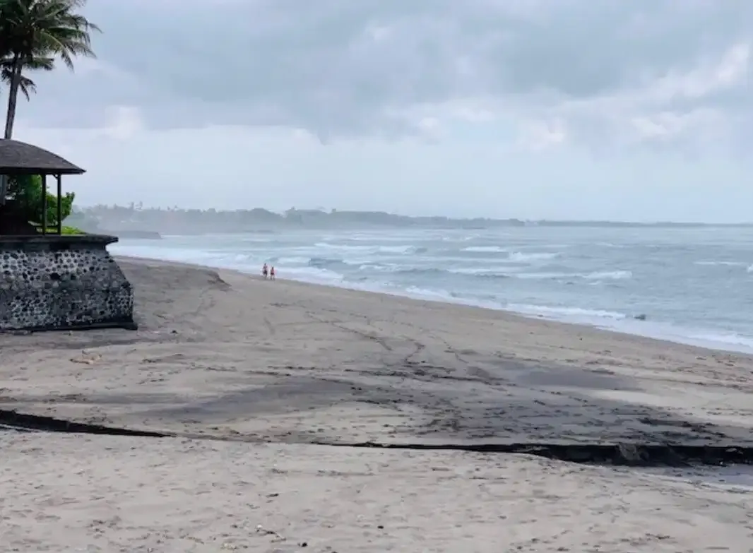 BEACHFRONT LAND WITH STRATEGIC LOCATION AT CANGGU CEMAGI - Image 6 of 9