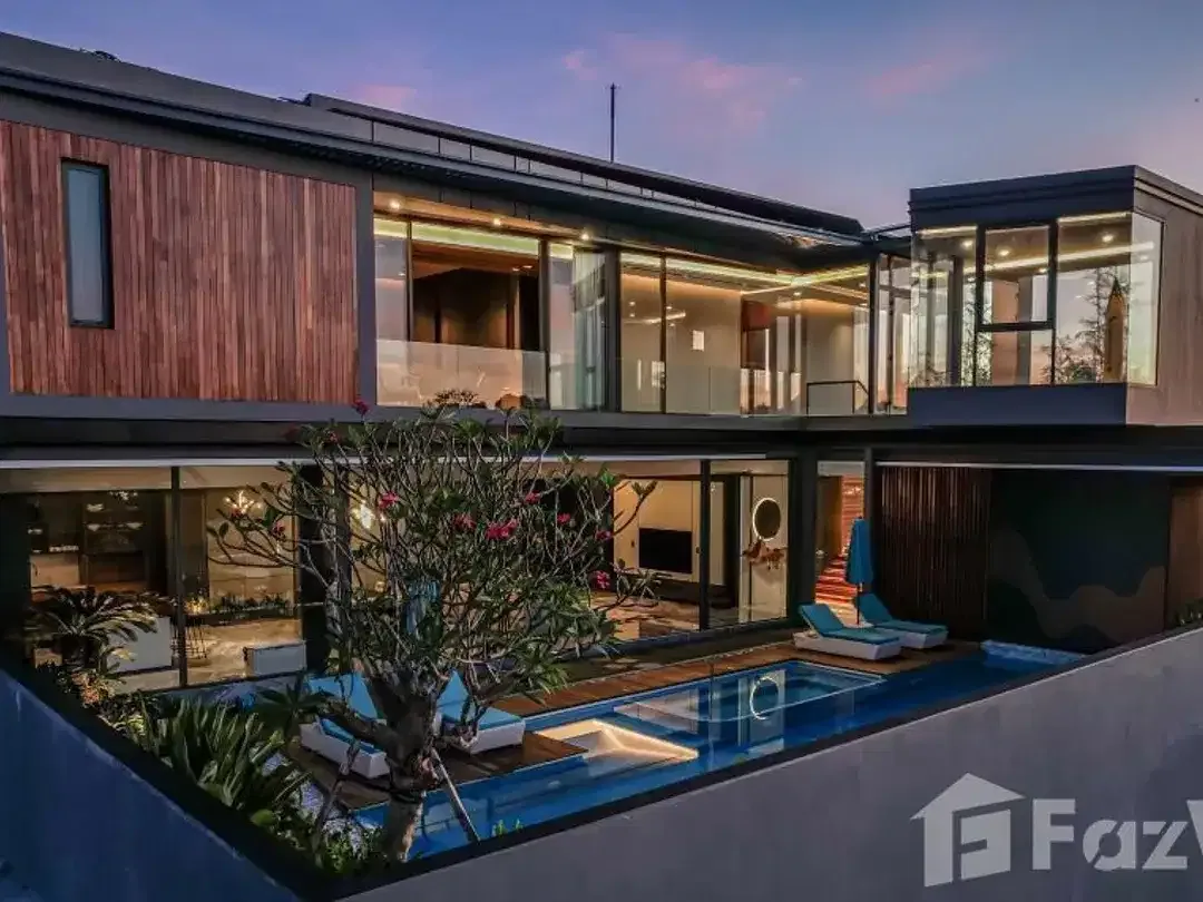 5 Bedroom Villa for sale in Kerobokan, Bali - Image 7 of 10