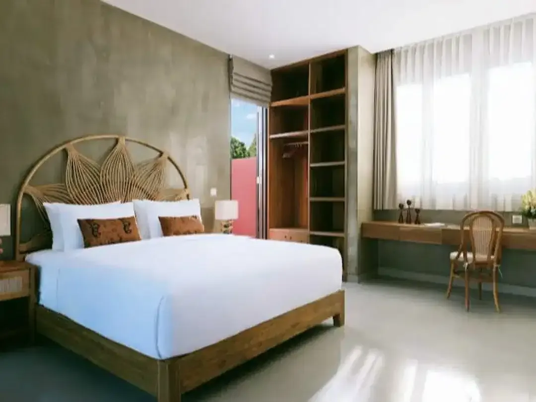 COZY VILLA 2 LANTAI DI PANTAI NELAYAN CANGGU DEKAT CAFFE DAN GYM - Image 2 of 10