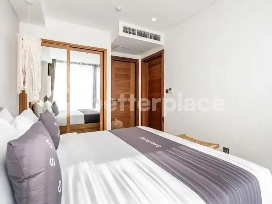 Modern 2 Bedroom Apartment in Batu Bolong, Canggu - Image 10 of 10