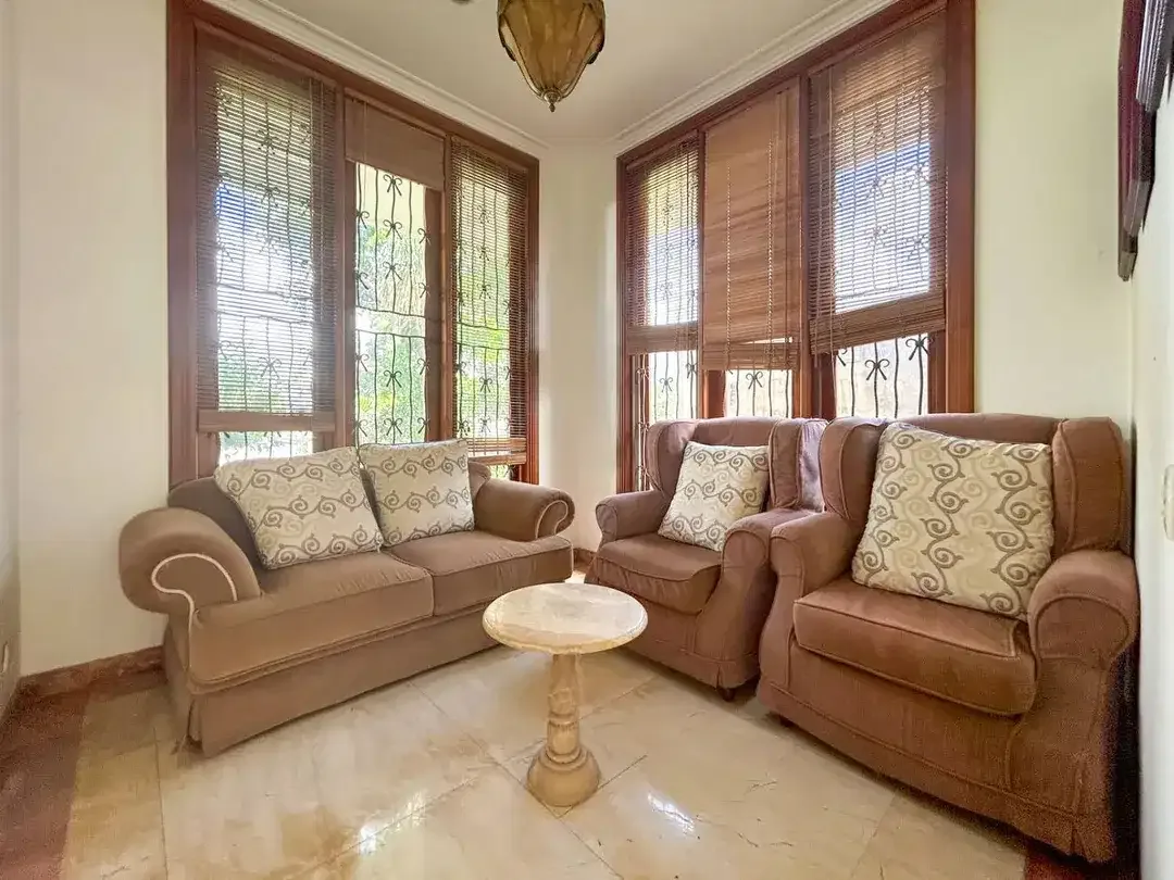 Dijual Cepat! Rumah 2 Lantai 5BR di Teras Ayung Gatsu Timur Denpasar Bali – Eksklusif & Siap Huni - Image 4 of 10