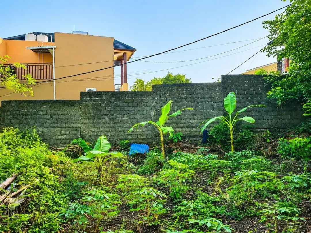Tanah MURAH Lingkungan Villa Dekat Hotel Plago Holiday Taman Mumbul - Image 3 of 7