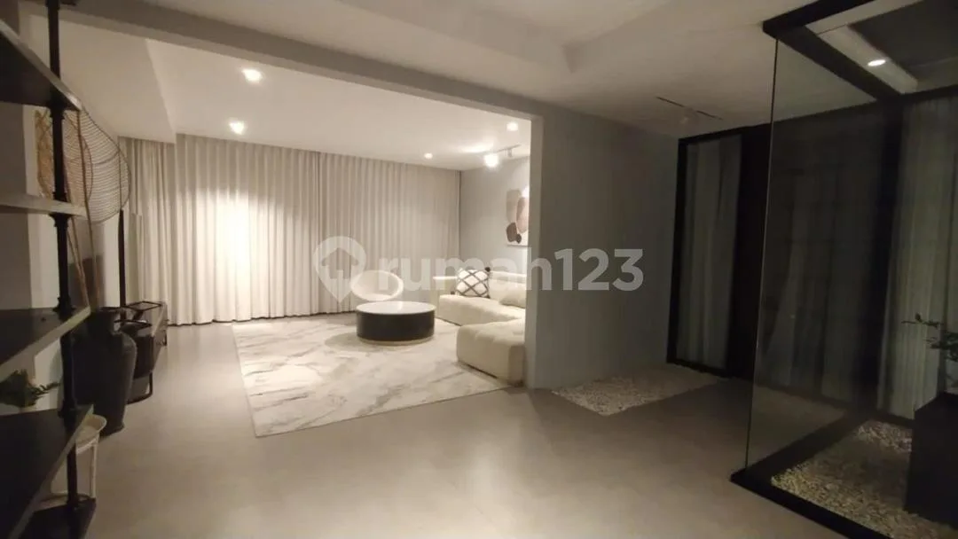 Villa Luxy di Berawa Canggu Full Furnished - Image 3 of 4