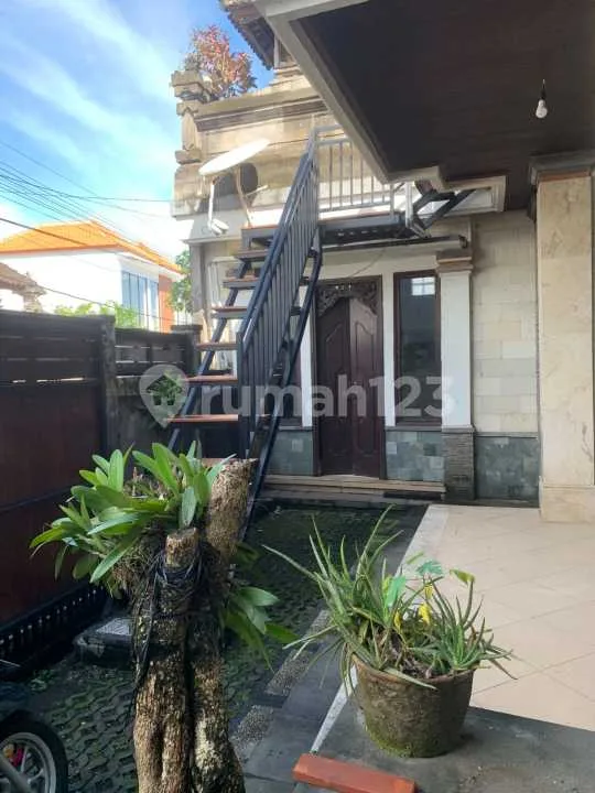 Rumah Luas 2 Lantai di Lokasi Strategis - Dalung, Badung - Image 2 of 4