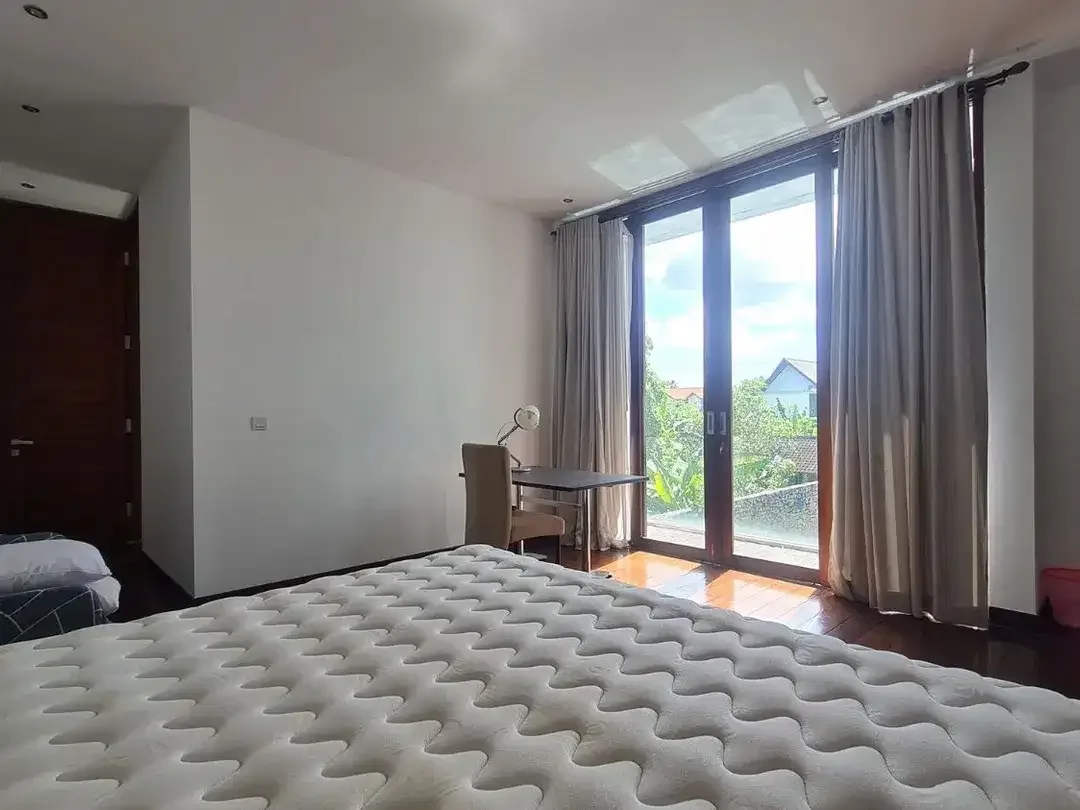 Villa Modern Eksklusif Dijual, di Sanur, Denpasar Selatan Area - Image 4 of 10