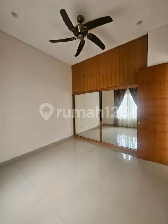 Dijual Rumah SHM Semi Furnished, Kerobokan - Image 3 of 4