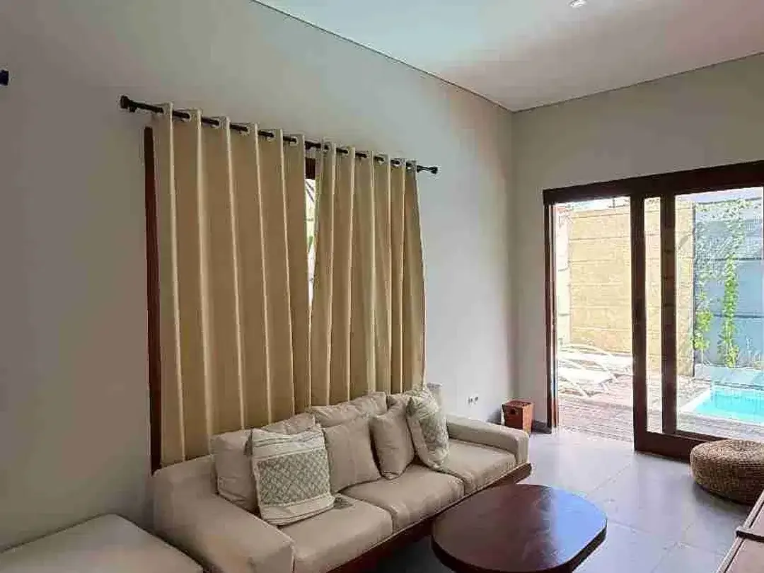 Jual Rumah 2lt Fuenished + Private pool Lokasi di Perumahan area Jimbaran. strategis & nyaman untuk Hunian - Image 7 of 10