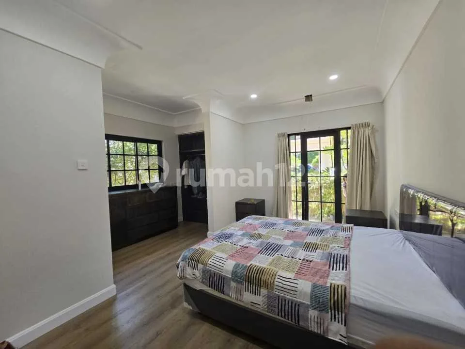 Villa Mewah 1200mÂ² Di Sanur, Dekat Pantaisewa Villajl.danau Poso - Denpasar - Image 3 of 4