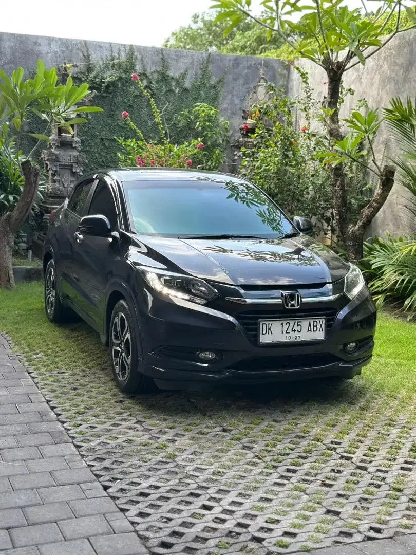 HRV PRESTIGE 2015 MATIC SUNROOF LOW KM ISTIMEWA - Image 1 of 10