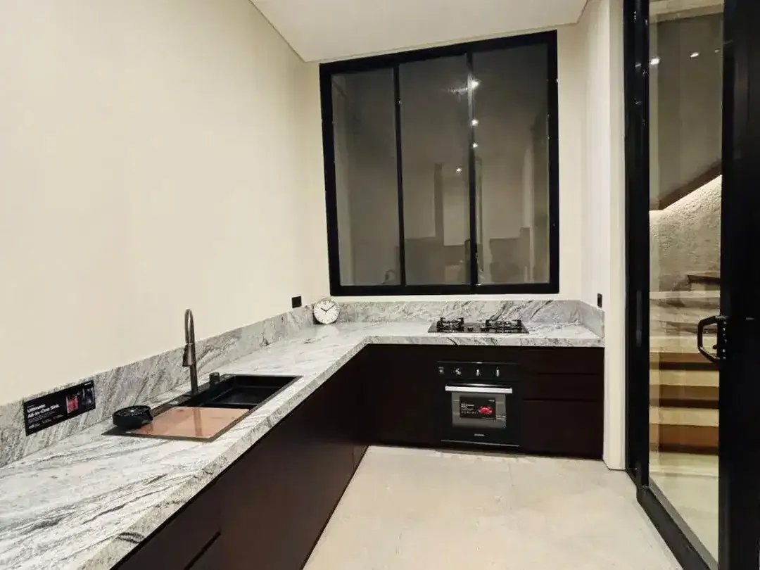 Dijual Villa Modern 2 Lantai Dengan 2 Kamar Tidur Di Area Umalas - Image 3 of 10