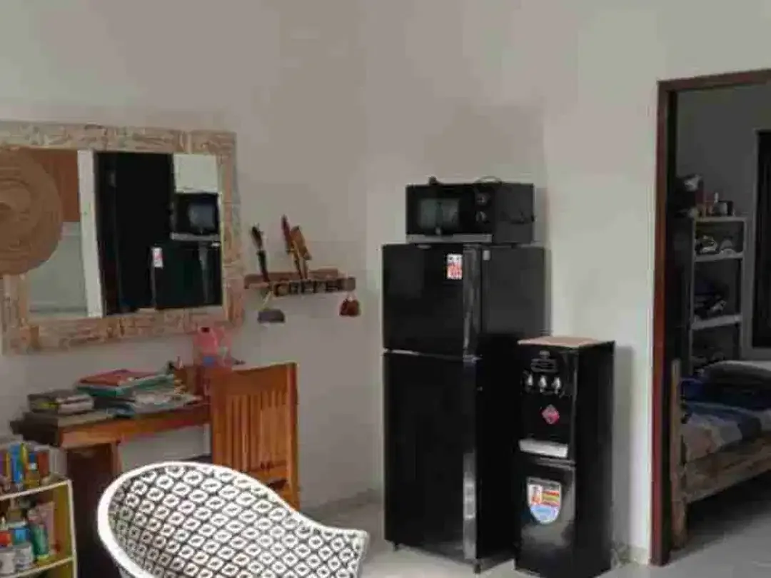 dijual rumah 3 kamar tidur+ halaman dekat pantai Balangan Jimbaran Badung Bali - Image 2 of 8