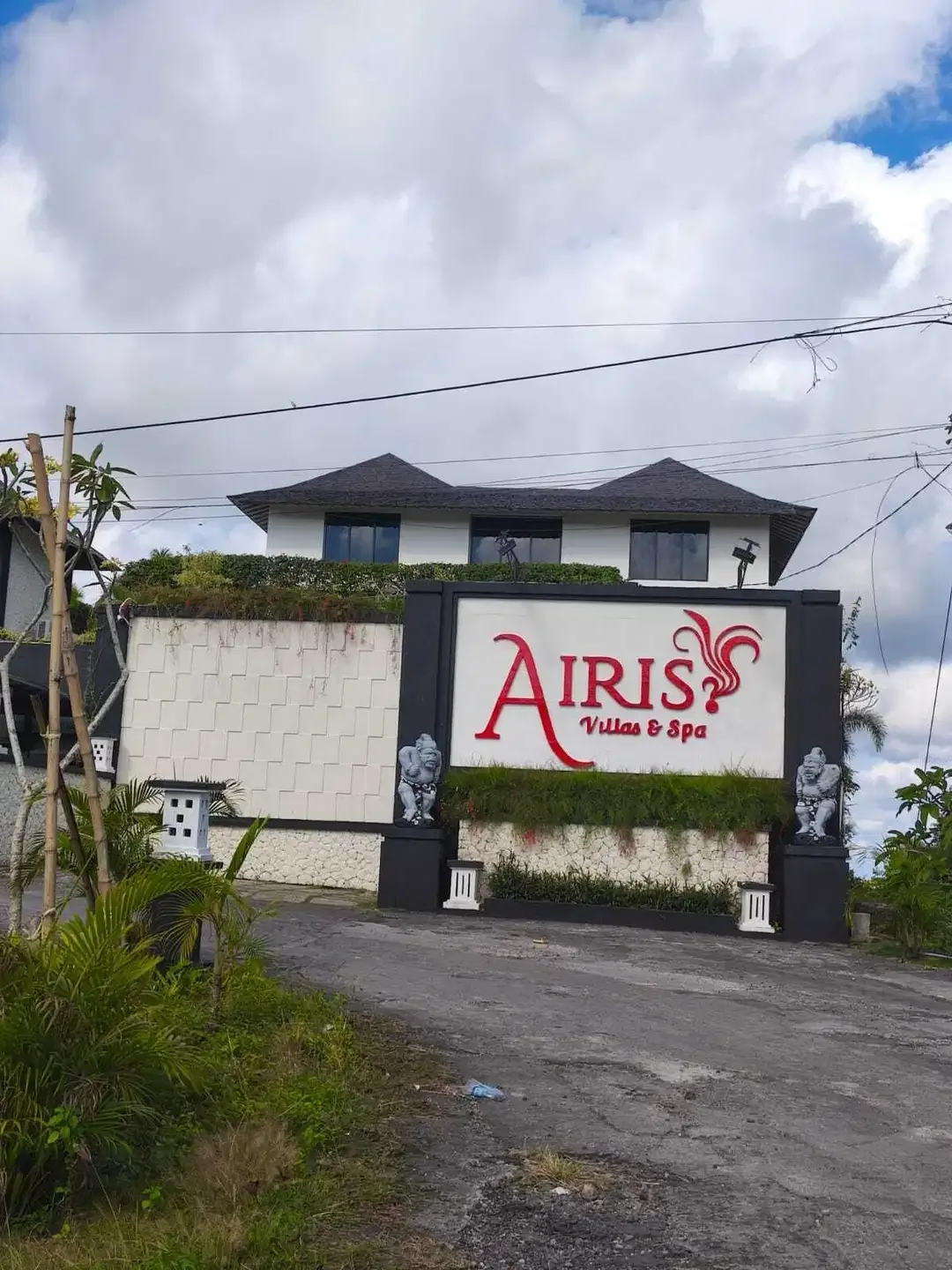 Tanah ocean view 262m² lingkungan villa Airis Ungasan Badung Bali - Image 2 of 7
