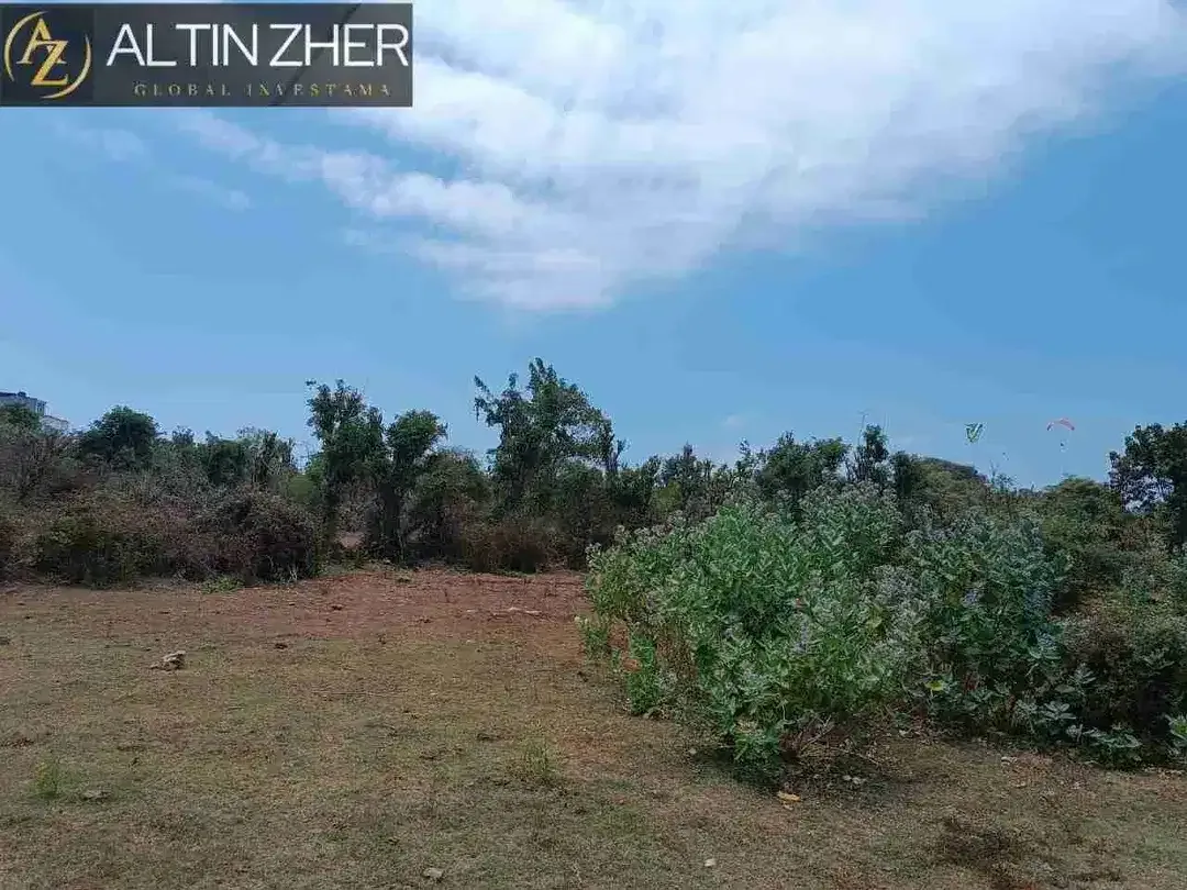 LEASE HOLD!! TANAH TEBING 10.000m² DI SAMPING VILLA ASMARA SAWANGAN NUSA DUA - Image 5 of 9