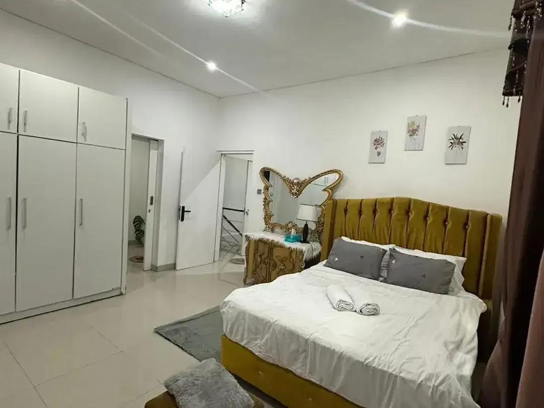 Rumah Strategis Taman Giri Cluster - Image 9 of 10
