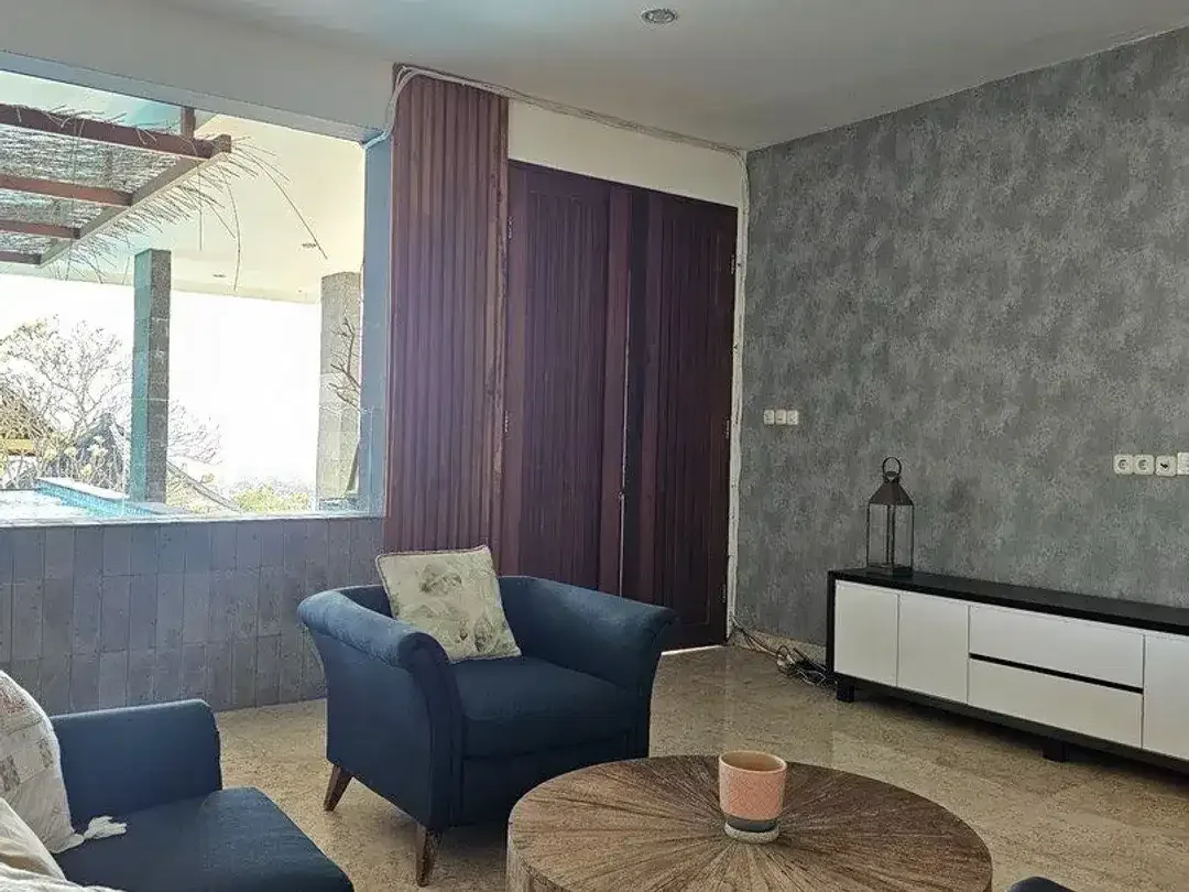 Luxury Hilltop 4 Bedroom Villa For Rent at Jimbaran - Image 2 of 10