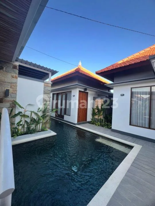 Villa Sewa 1Lantai 4Kamar Tidur Garden Luas di Sanur - Image 2 of 4