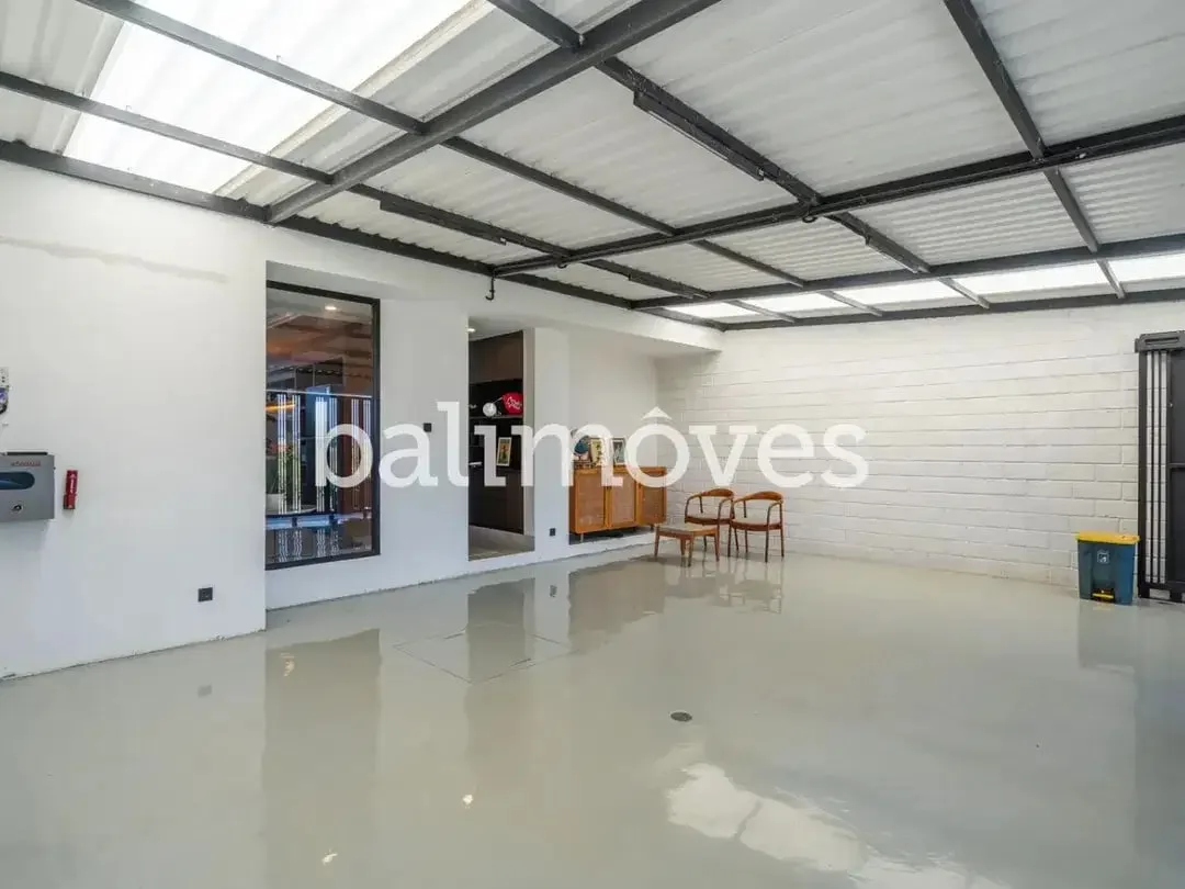 Vila Modern Dua Kamar Tidur yang Memukau di Sanur - Image 5 of 10
