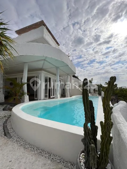 Luxury Mediteranean Villa 3 Bedrooms 613 M2 - Image 2 of 4