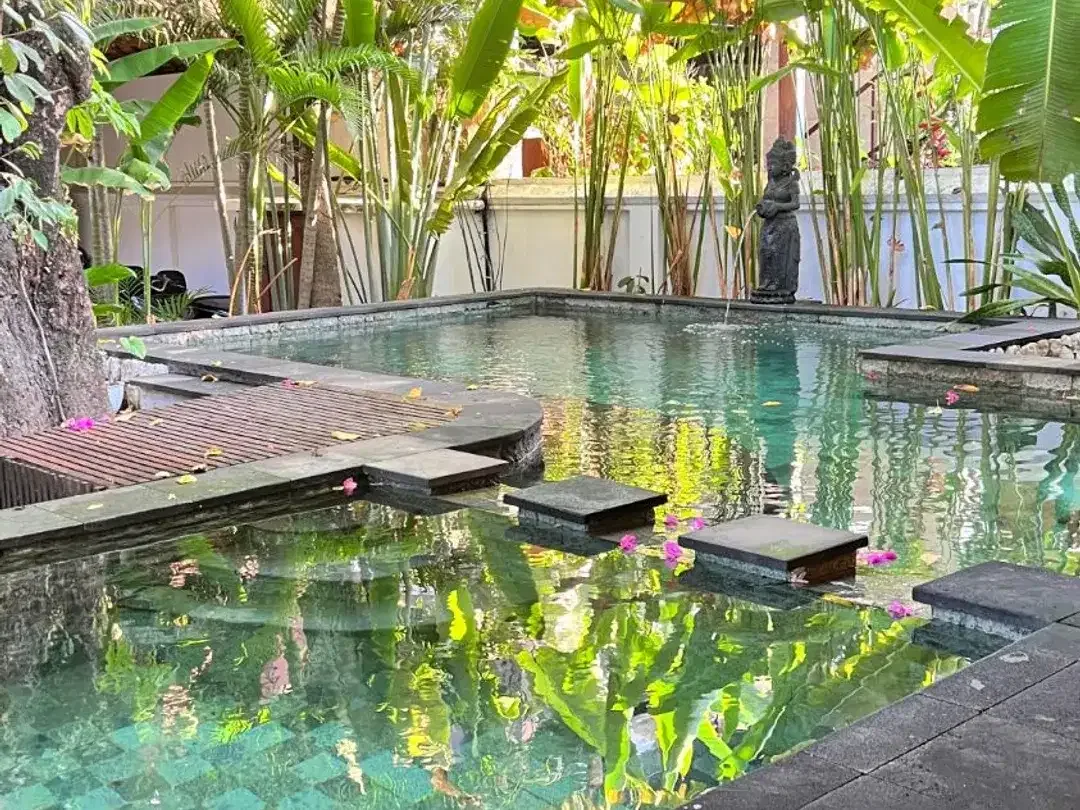 UNIQUE COURTYARD CONCEPT VILLA IN PRIME SEMINYAK - Image 8 of 10