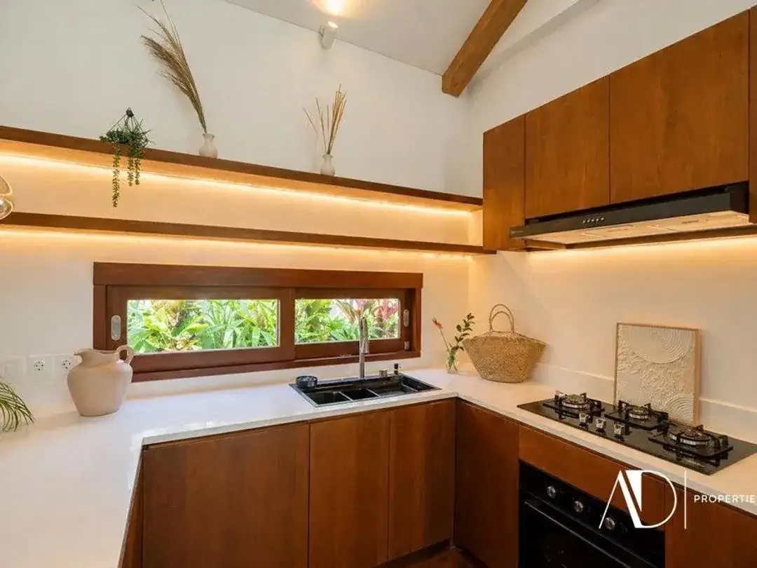 LEASEHOLD | SINGLE-LEVEL 3-BEDROOM VILLA IN PRIME BEACHSIDE SANUR - Image 5 of 10