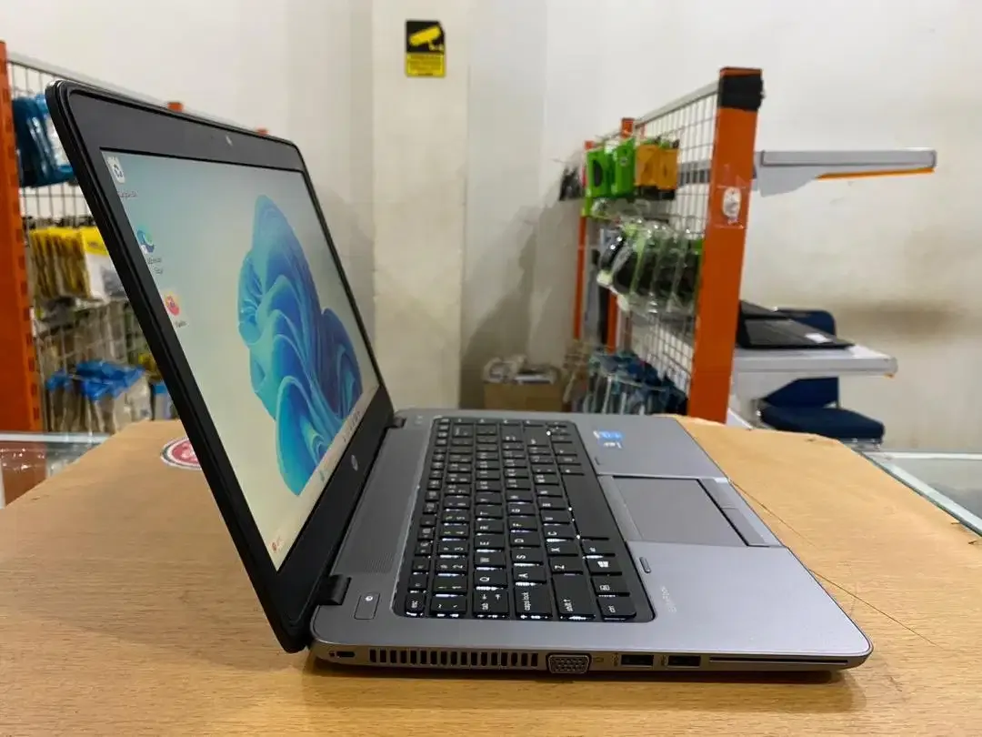 Laptop HP Elitebook 840 G1 Core i7 Ram 16GB SSD 256GB FHD Slim Mulus - Image 3 of 10