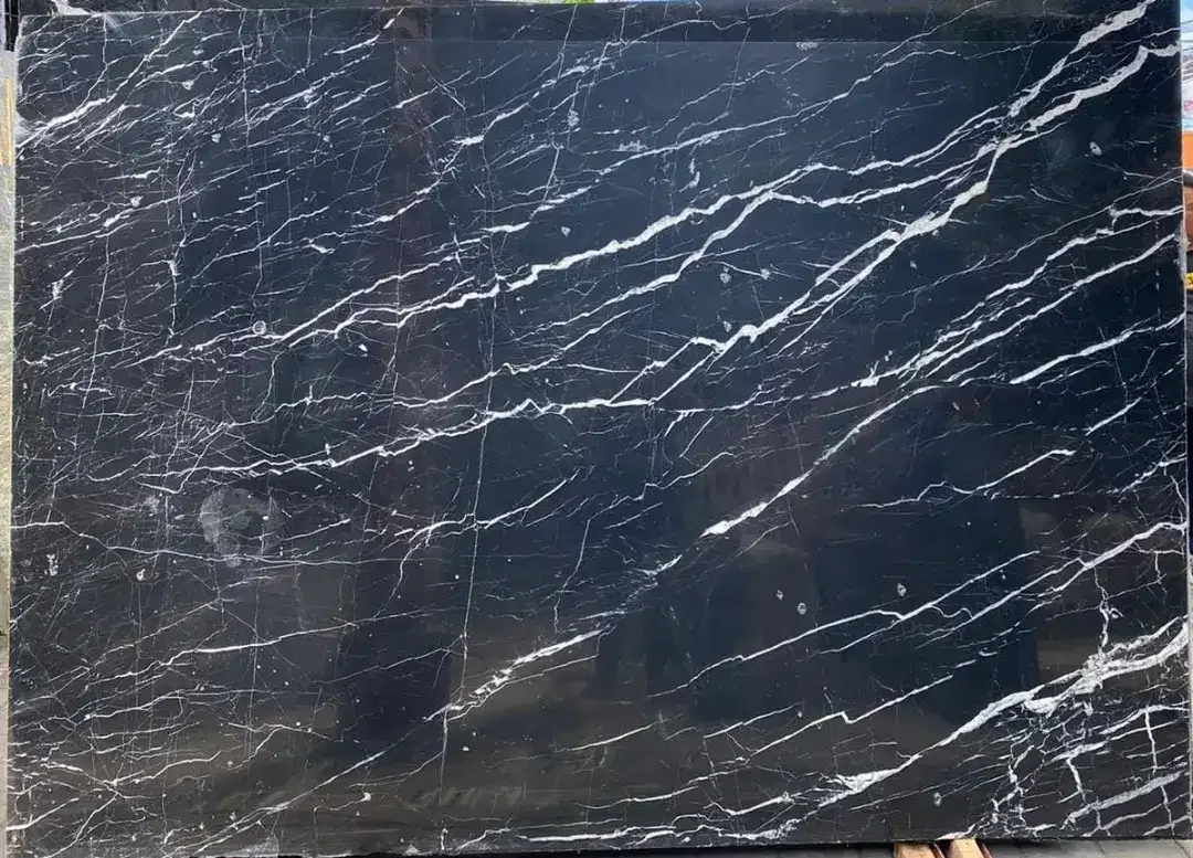 Marmer Nero MarQuina Marble - Image 1 of 4