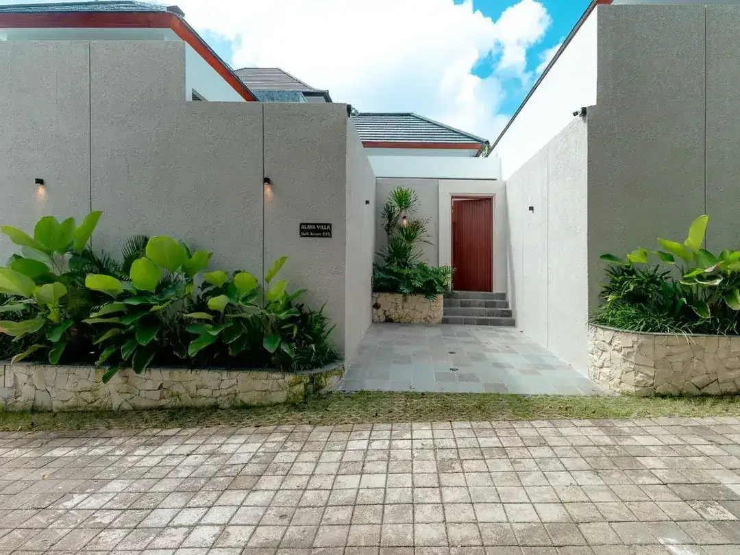 BRAND NEW FULLY FURNISHED 2BR VILLA IN JIMBARAN - Image 1 of 10