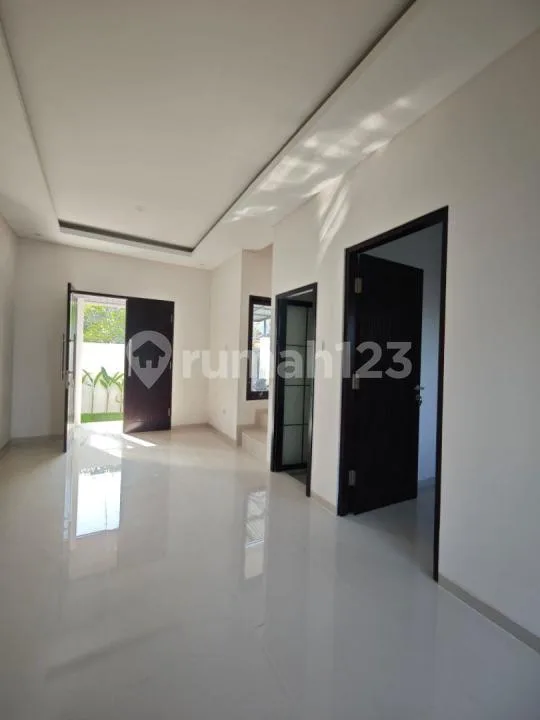 Jual Rumah Ready 3 Kamar Buluh Indah Dekat Monang Maning Mahendradata Gatsu Denpasar Bali - Image 3 of 4