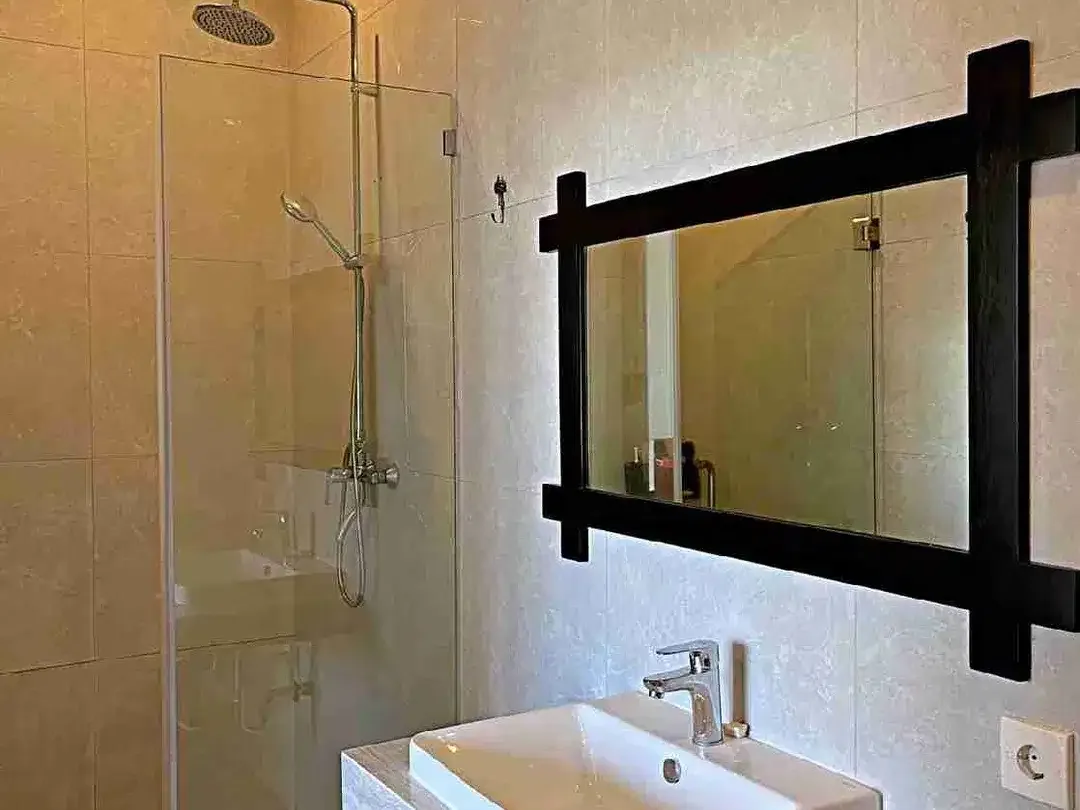Disewakan Villa Minimalist Full Furnished di Sanur Bali. - Image 8 of 10
