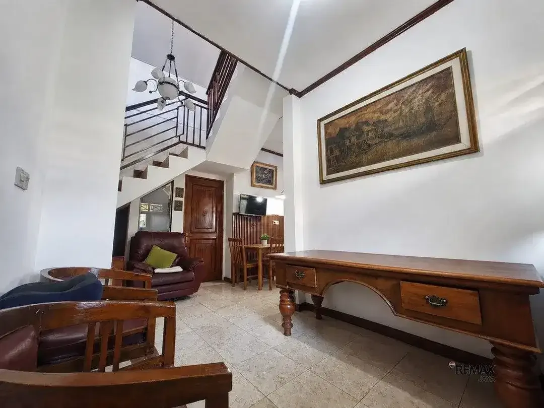 Rumah Hook 2 Lantai dengan 3 Kamar Tidur Disewakan di Sidakarya - Image 6 of 6