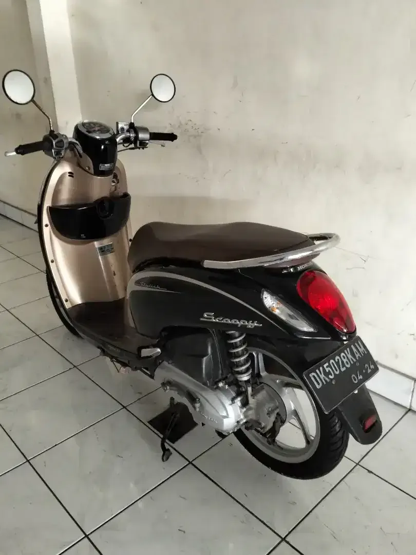 Honda. Scoopy fi thn. 2014 cash. Bali dharma motor - Image 3 of 4