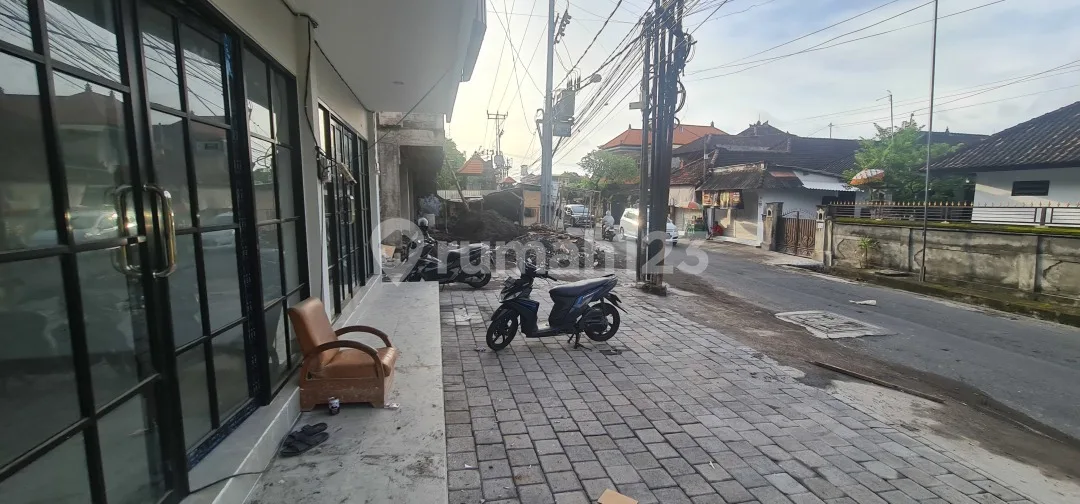 Ruko 2 Lantai Sesetan bisa Usaha Sekaligus Tempat Tinggal - Image 4 of 4