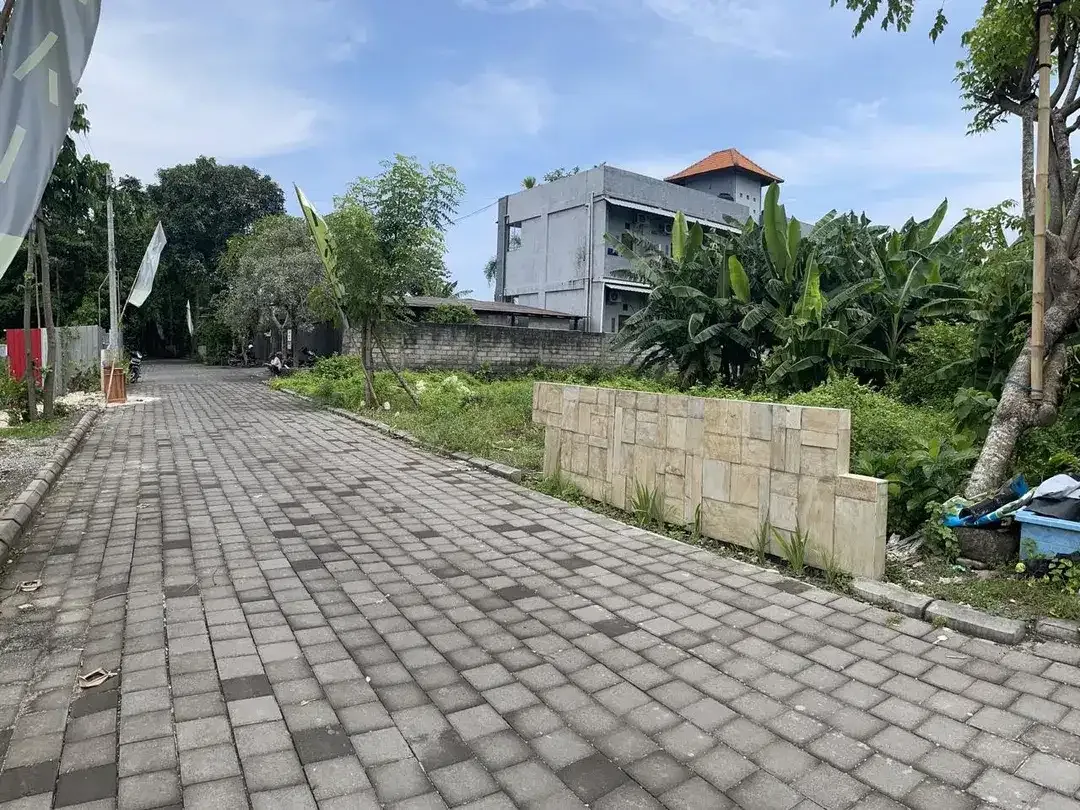 Prime Location! Dijual Tanah 8,32 Are Dekat Pantai Jimbaran - Image 3 of 10